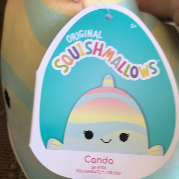 Canda rainbow fish squishmallow - Picture 6 of 7